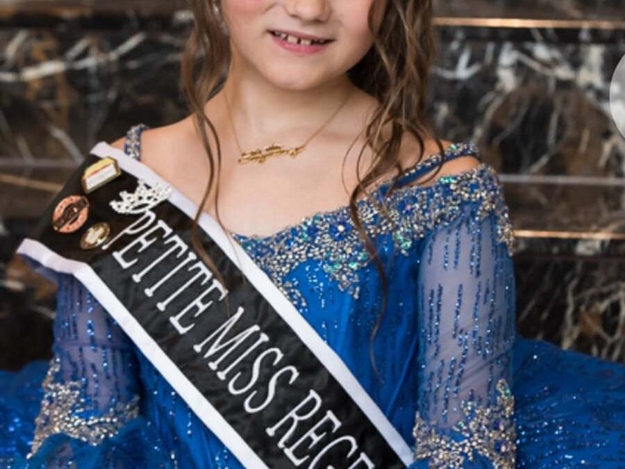 Leah Smith – Miss Petite Regency 2022